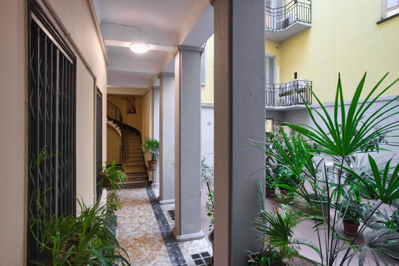 Joivy Mauri - Cosy Flats Near The Duomo Leilighet Milano Eksteriør bilde